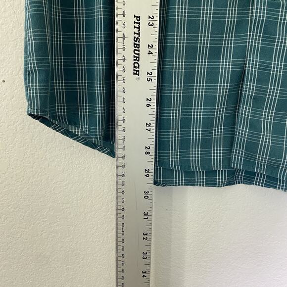 Van Heusen Classic Fit Short Sleeve Button Down Teal Mens Medium Preppy Timeless - Picture 3 of 10
